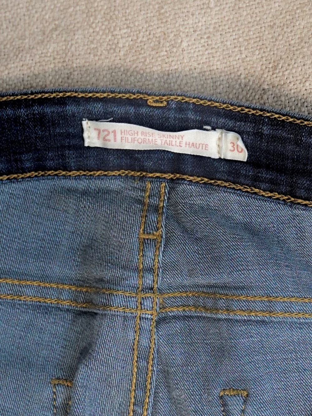 Levi's Women's 721 High Rise Skinny - Picture 4 of 6